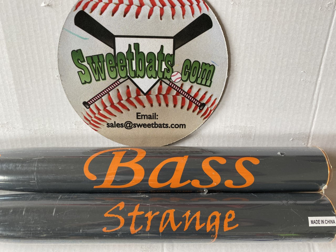 New Bass Strange Softball Bat NIW new in wrapper ASA 2004 stamp USSSA 220 U Trip