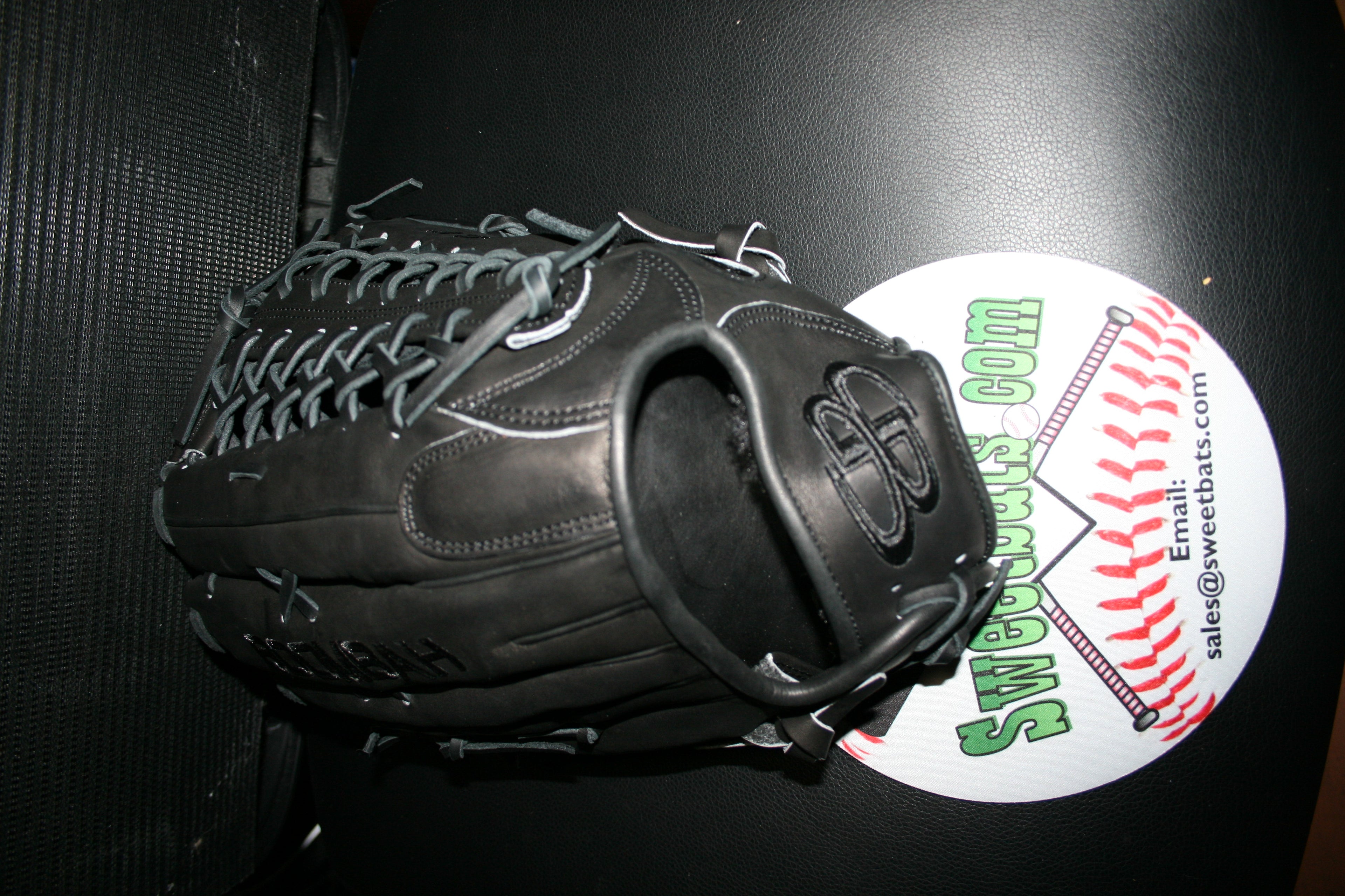 14" Inch BOOMBAH VELOCI Slowpitch Softball Fielding Glove Mitt B17 T Web BLACK