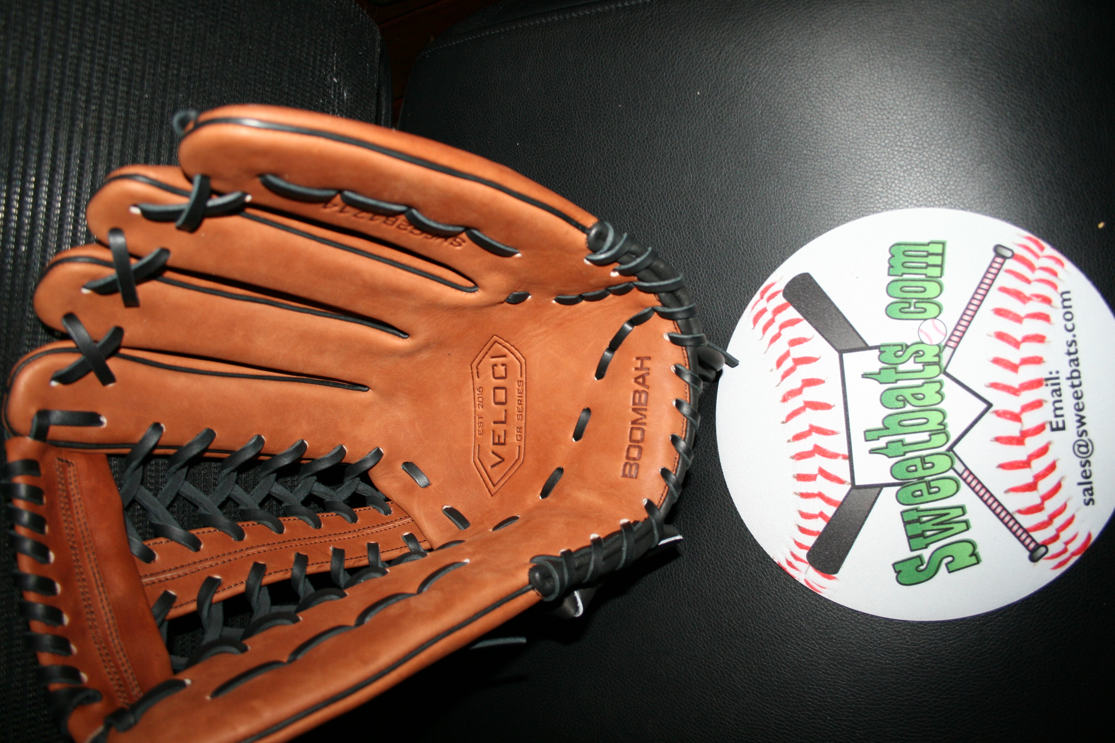14" Inch BOOMBAH VELOCI Slowpitch Softball Fielding Glove Mitt B17 T Web Brown