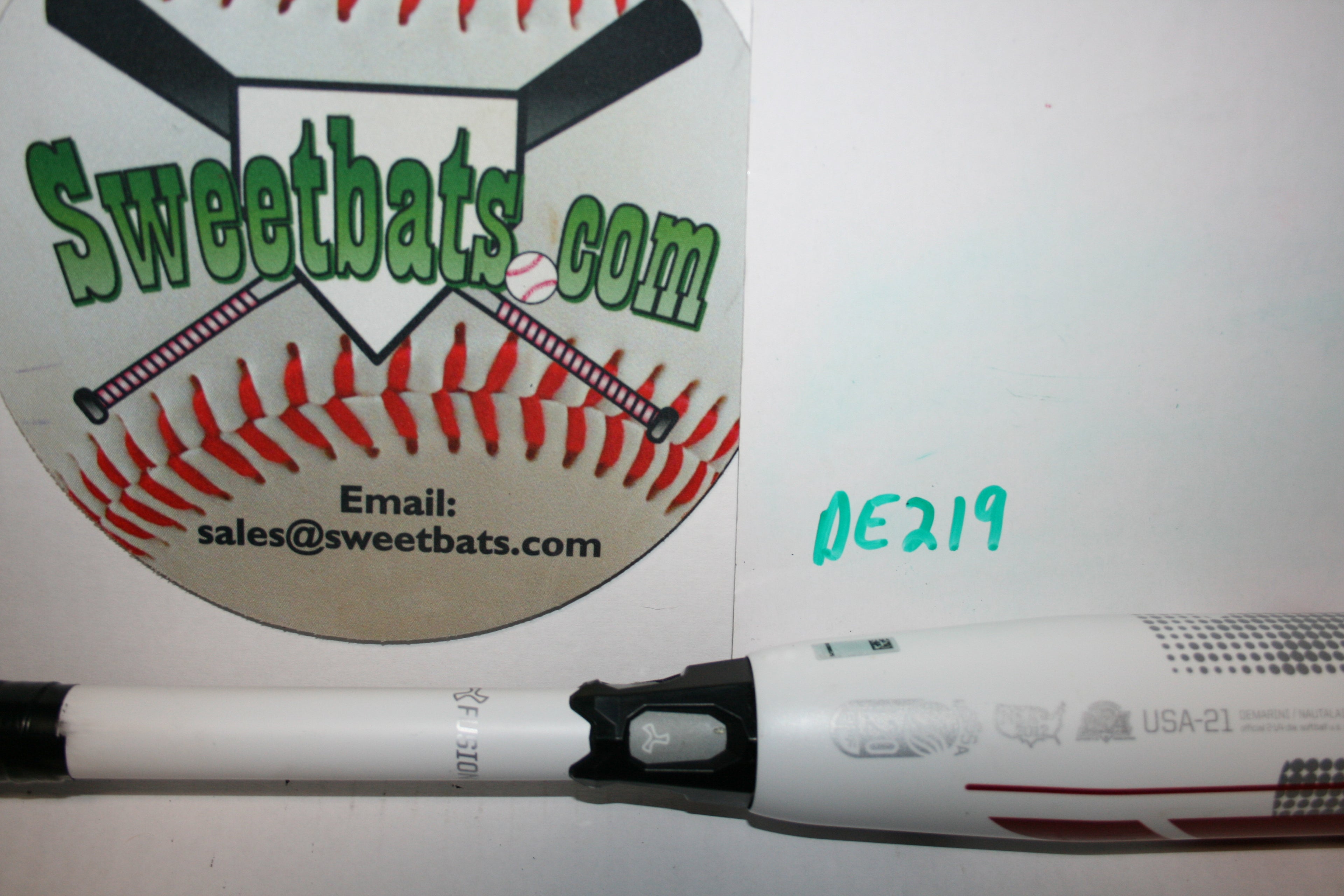 Like New - Demarini Nautalai Slowpitch Softball Bat USSSA 220 NSA OG 25 ONE USA-21 25.5 HOT