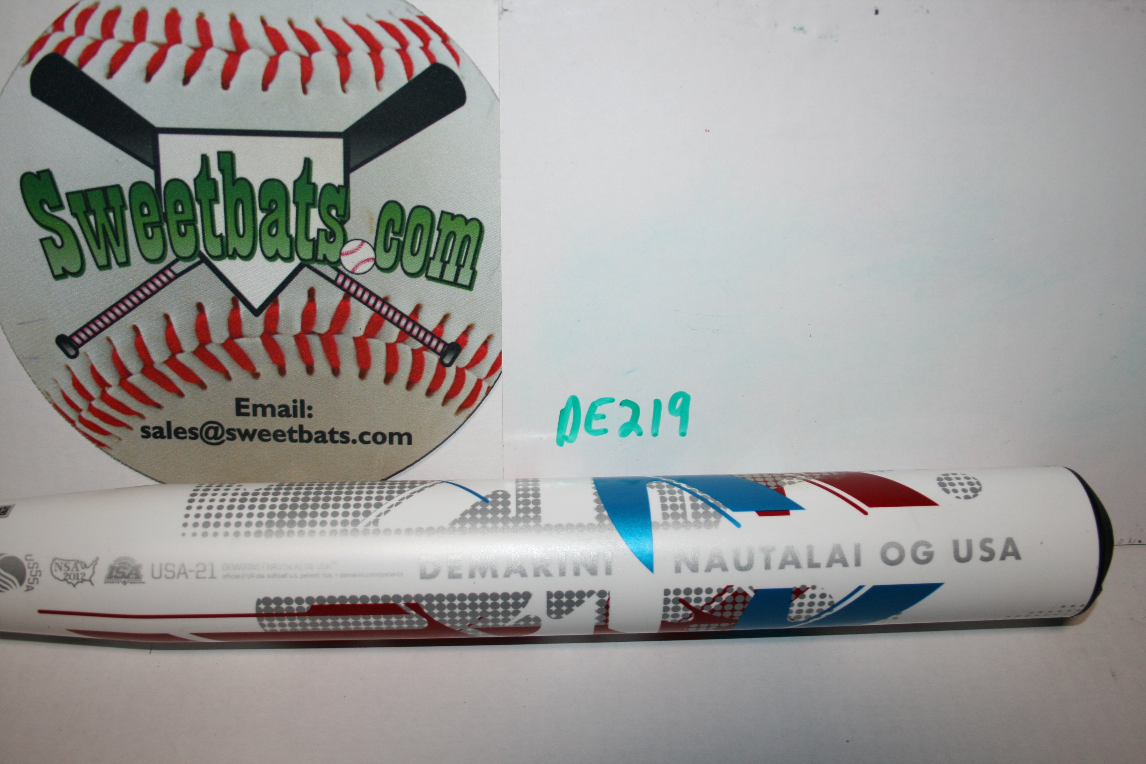 Like New - Demarini Nautalai Slowpitch Softball Bat USSSA 220 NSA OG 25 ONE USA-21 25.5 HOT
