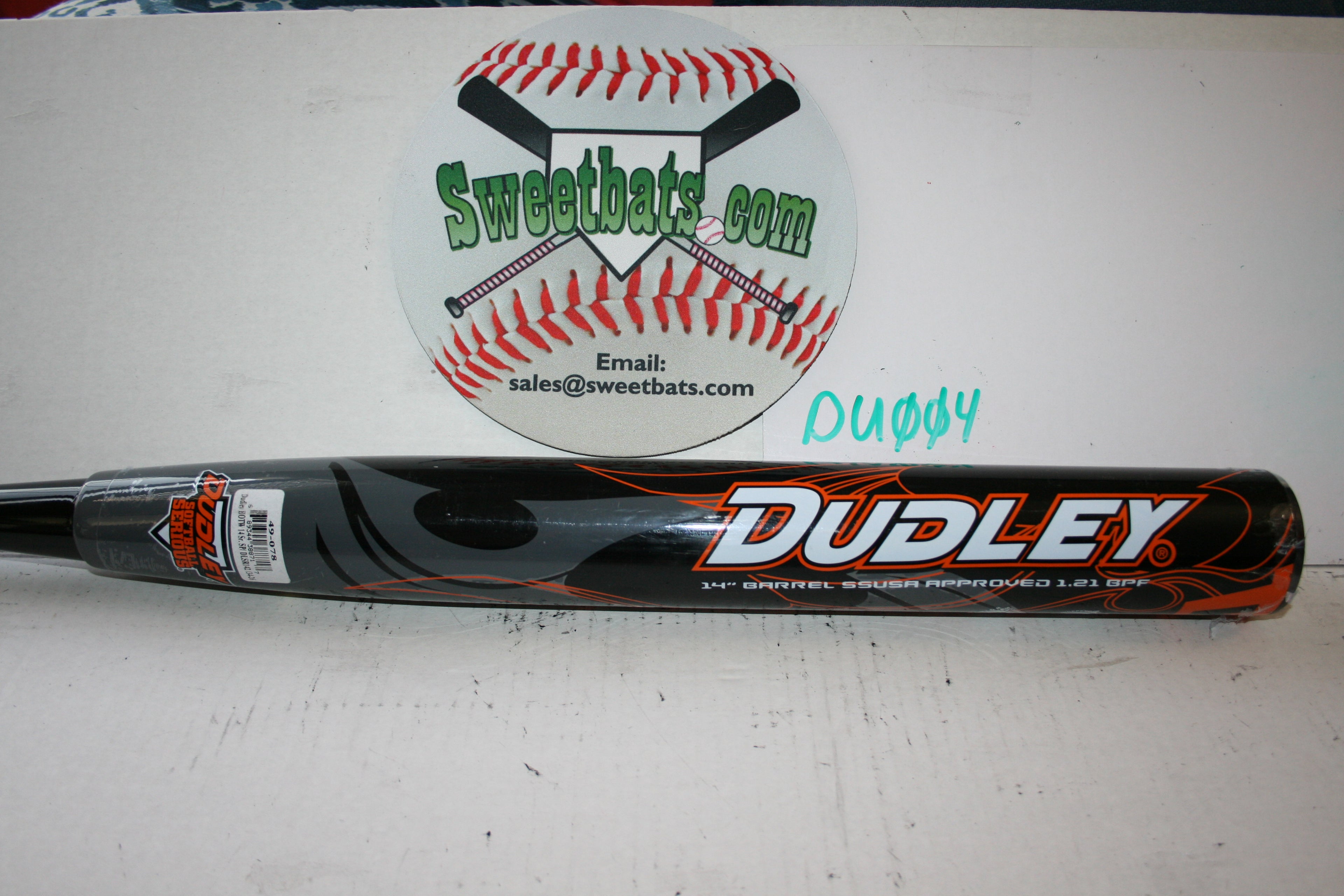 Dudley Lightning HOTW HOT W SSUSA Senior Slowpitch Softball Bat 26 DLSR142 new