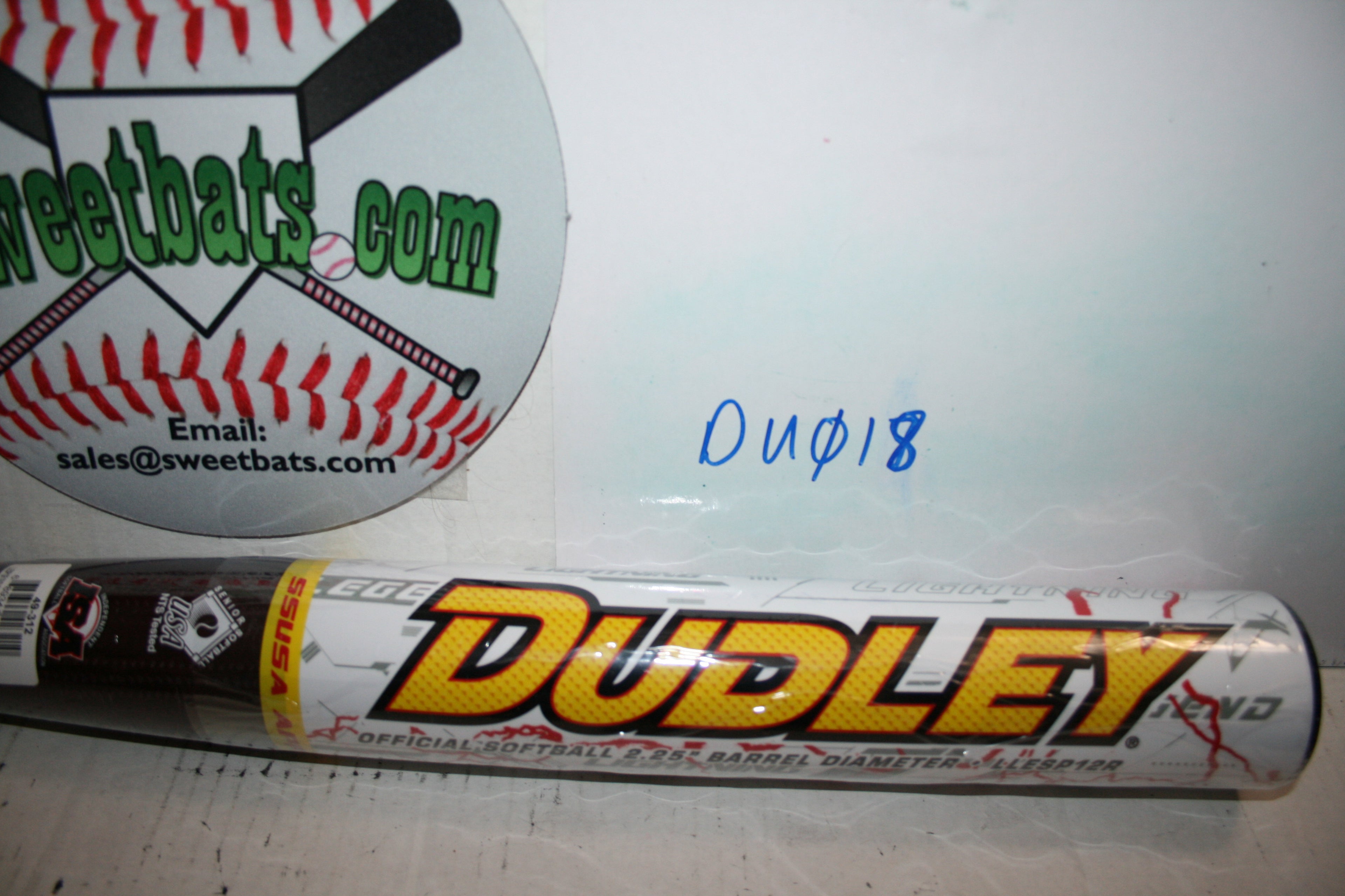 Dudley Lightning Legend Retro Red Knob SSUSA Senior Slowpitch Softball Bat
