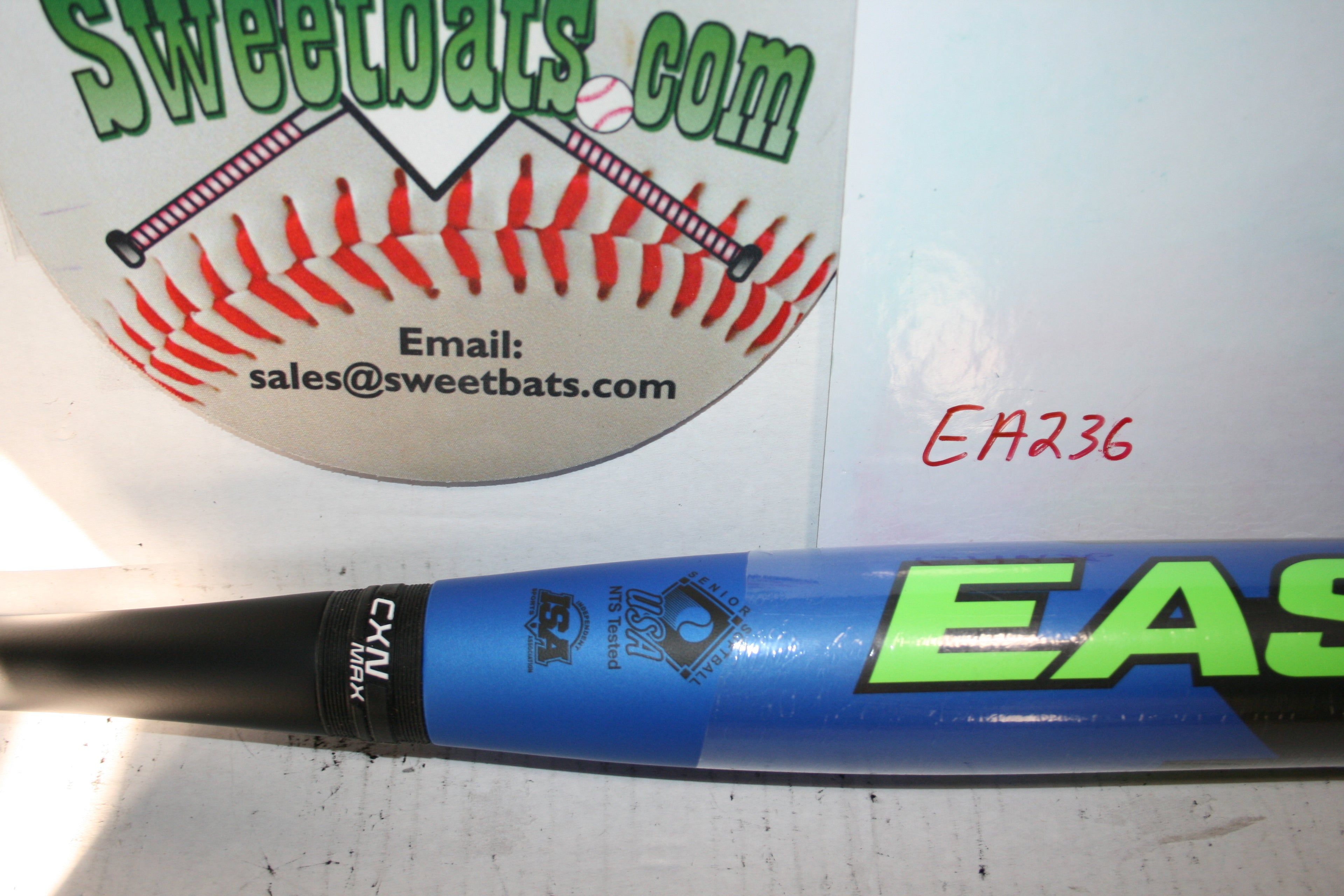 New NIW Easton Helmer Hitman 44 SSUSA Senior Slowpitch BAT ESS4BHL 2 piece pc