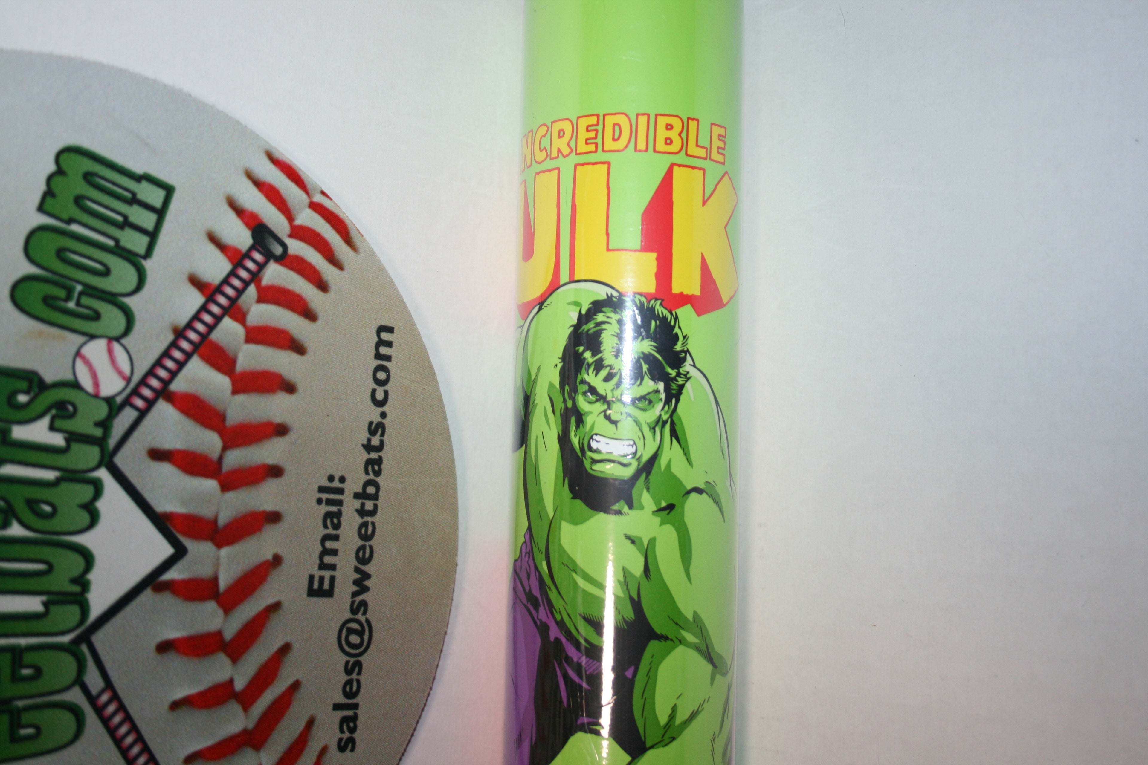 Only 1,000 made! Easton Marvel Incredible HULK Mule Load Slow Softball Bat