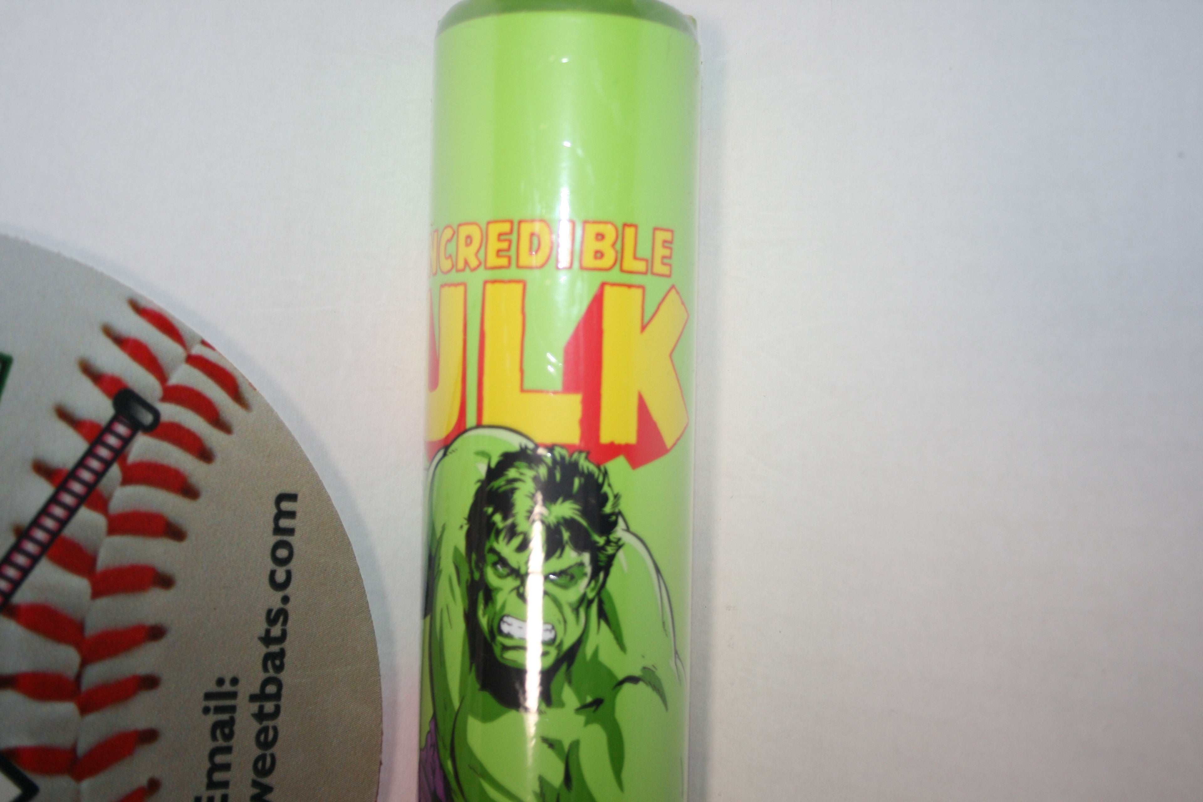 Only 1,000 made! Easton Marvel Incredible HULK Mule Load Slow Softball Bat