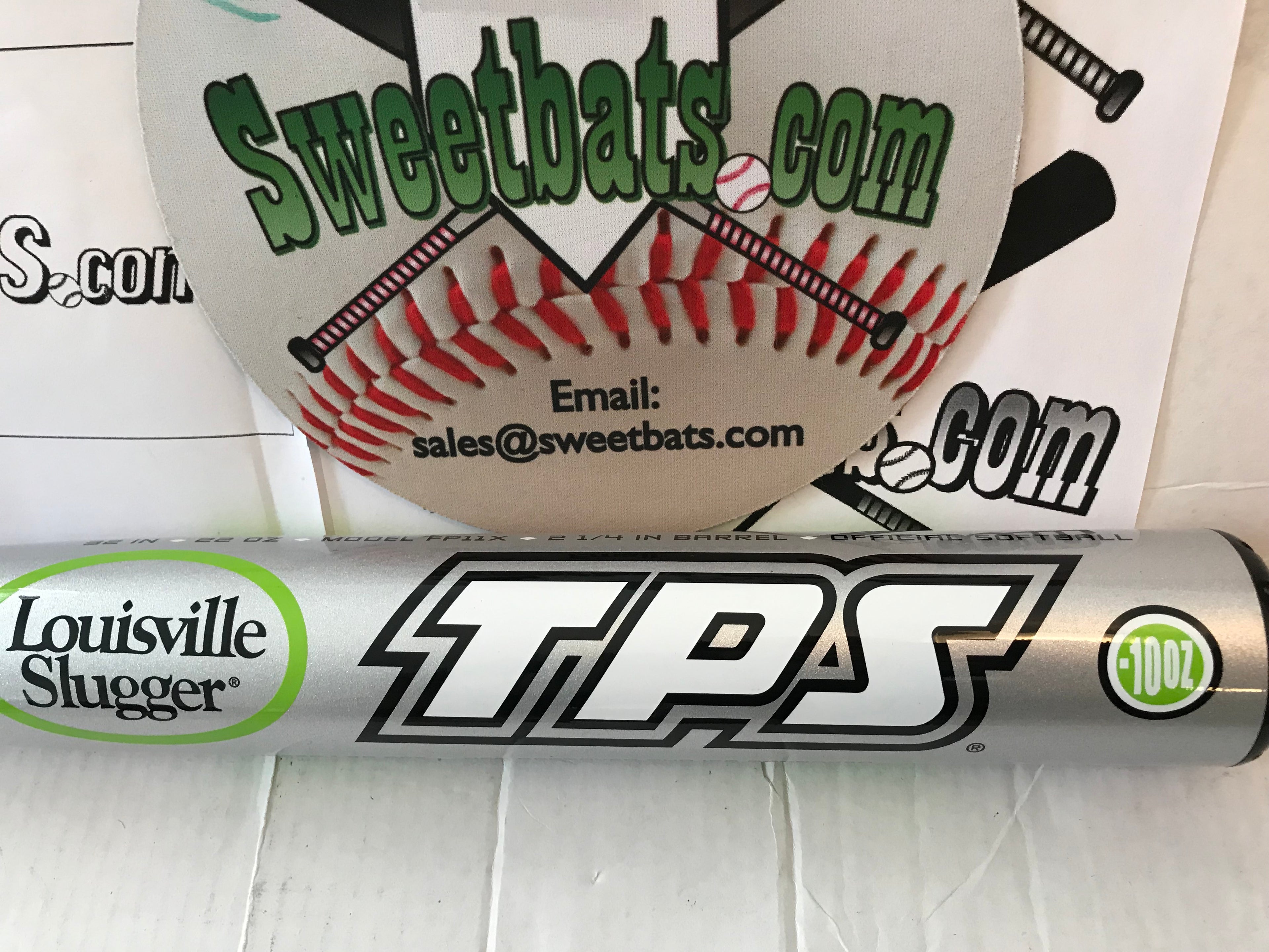 NEW 2011 Louisville Slugger XENO PLUS Fastpitch Softball Bat 32 22 -10 FP11X No Wrapper NOW