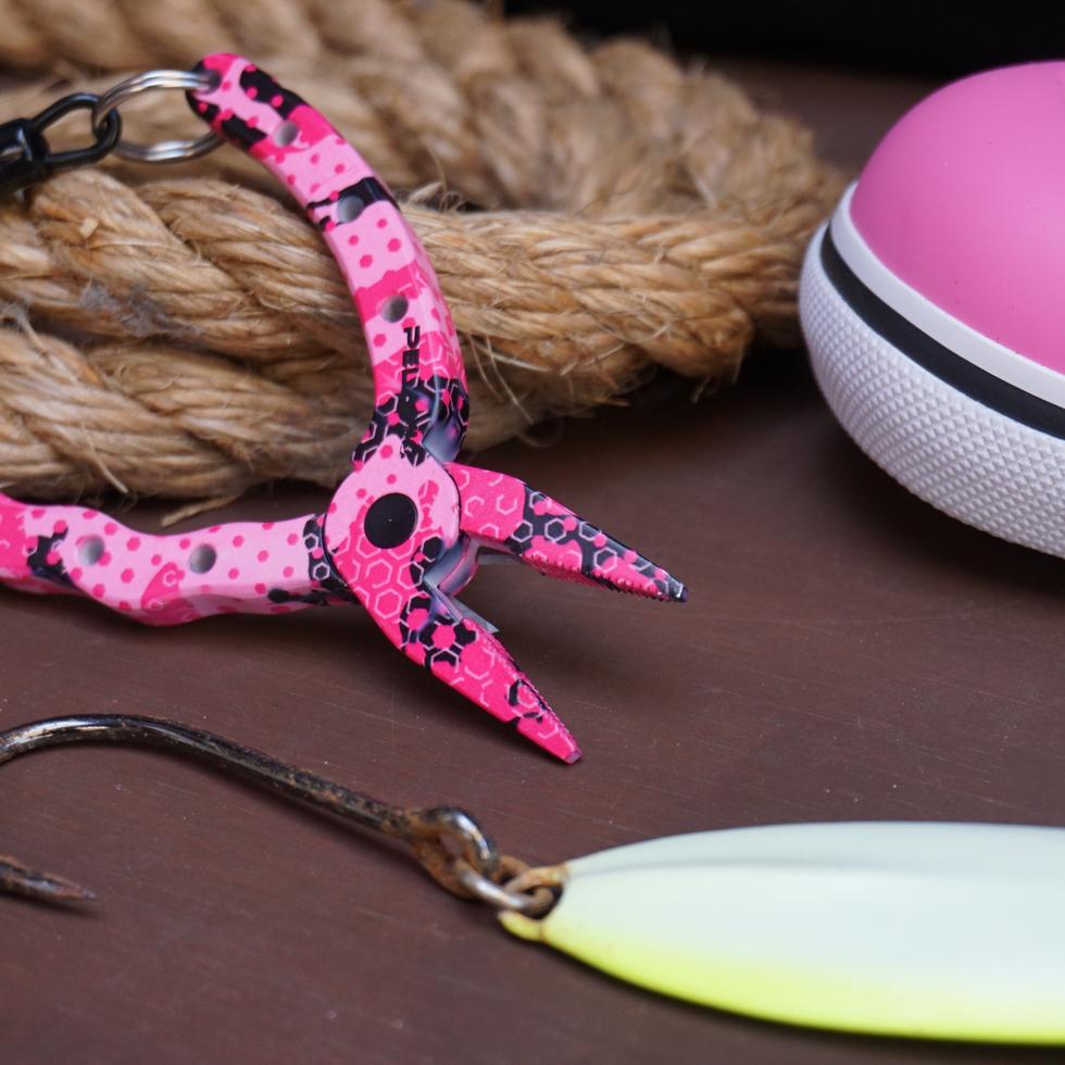 PELAGIC Needle Nose Fishing Plier Pliers Pink 4.5" Titanium Cutters Sheath $60