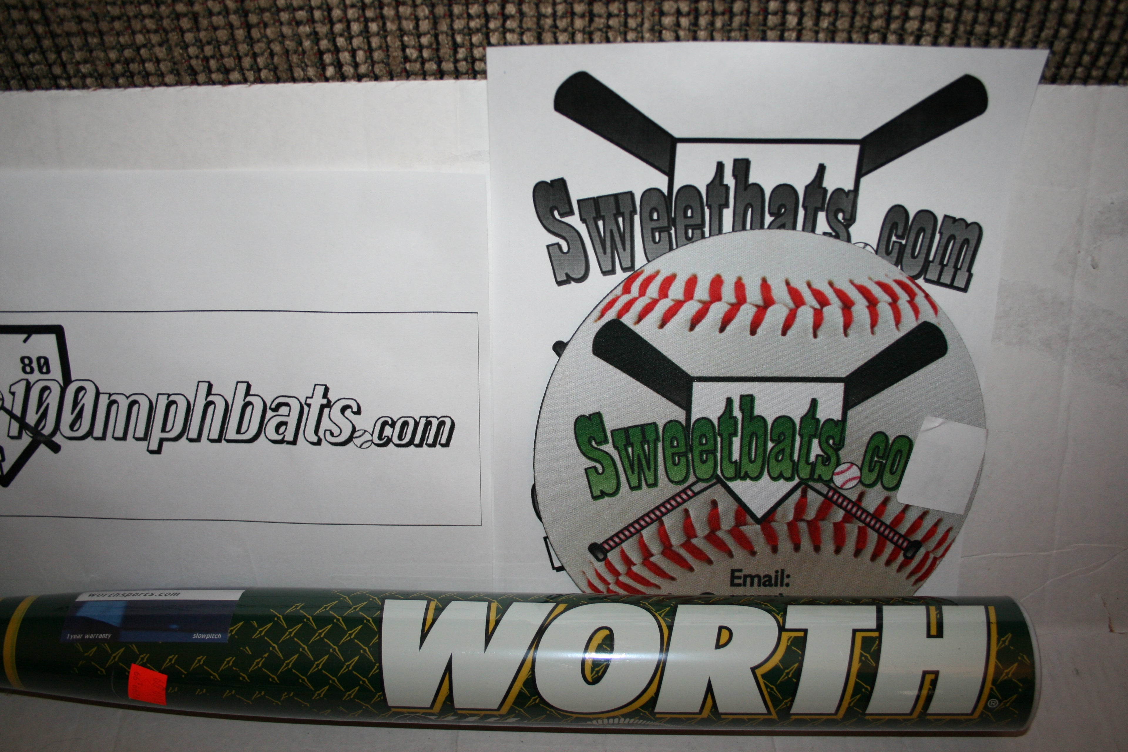 Worth Titan 5.4L Unleashed Softball Bat 34 NIW USSSA 220 Slowpitch SBTSBF Softball Fans